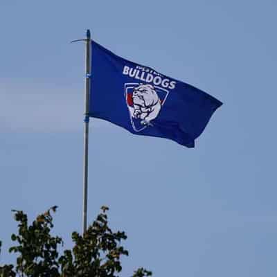 Bulldogs, AFL mourn death of 'Gentleman John' Schultz