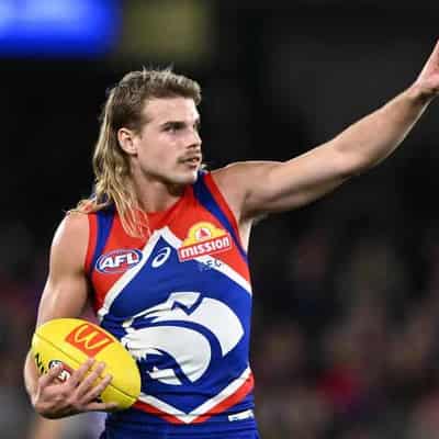 Bulldogs won't risk Smith like Blues with Docherty