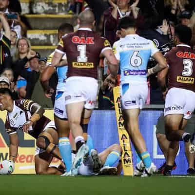 Panthers book home final with nervy win over Gold Coast