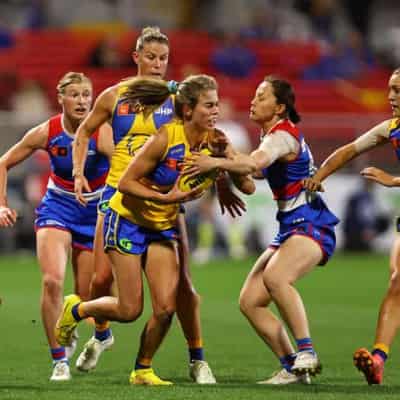 Daisy's Eagles keep struggling Bulldogs winless in AFLW