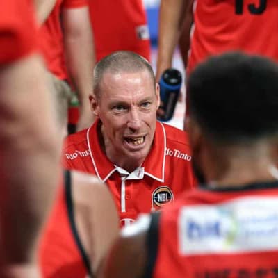 Perth hand NBL coach John Rillie three more years