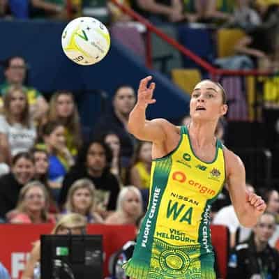 Ex-Diamonds captain helps Poms plot Aussie downfall