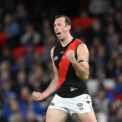 Record-breaking ruck Todd Goldstein to play on in 2025