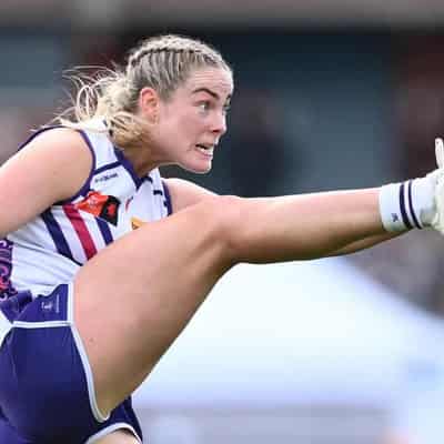 Knee injury to Freo star Tighe sours AFLW win over Dees