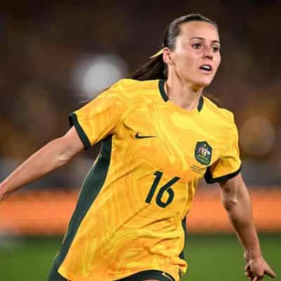 Hayley Raso scores stunner on Tottenham debut