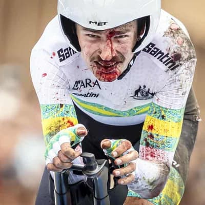 Battered and bloodied, Vine rues medal that got away