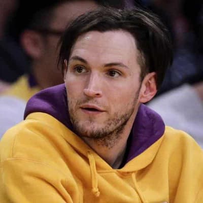 Ex-Chili Peppers guitarist denies manslaughter charge