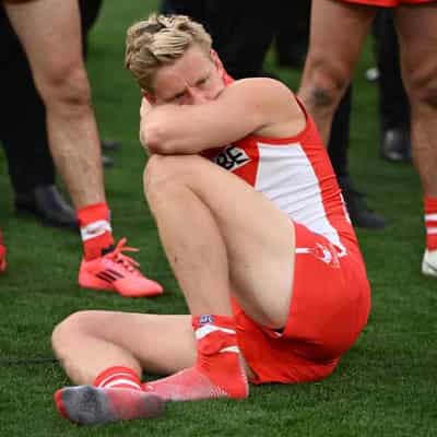 Isaac Heeney played AFL decider with stress fracture