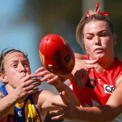 AFLW season over: Swans star, Dogs ruck suffer injuries