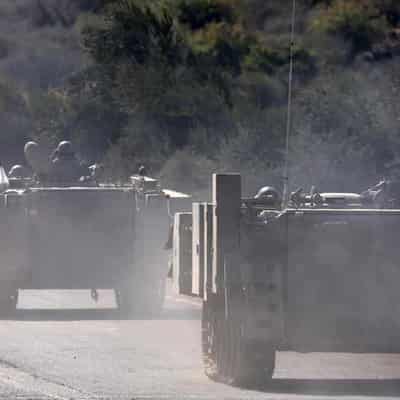 Israel beefs up forces on Lebanon border