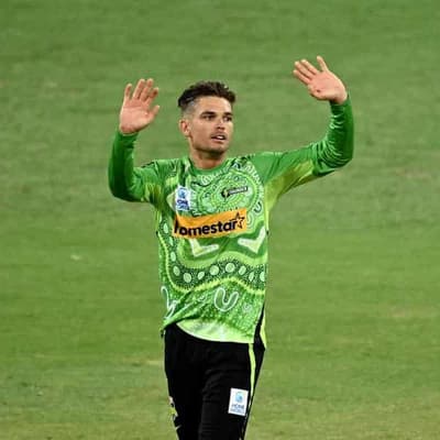 Lyon replacement Chris Green snapped up by Lancashire