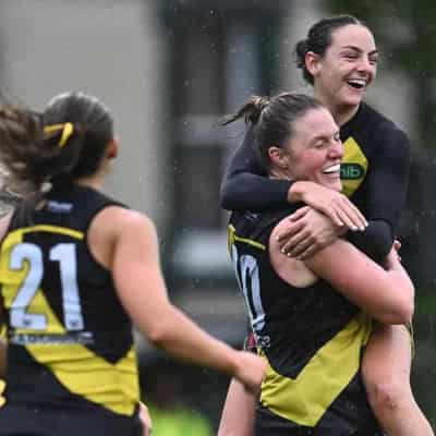 Lightning, Pies can't stop Tigers in AFLW finals chase