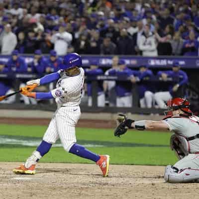 Lindor grand slam shoots Mets into championship series