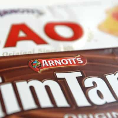 Supermarkets tight-lipped on Tim Tam price discrepancy