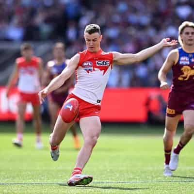 Dockers thinking big in AFL after recruiting Bolton