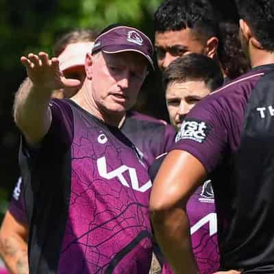 Broncos in the Hunt as Maguire takes charge in heat