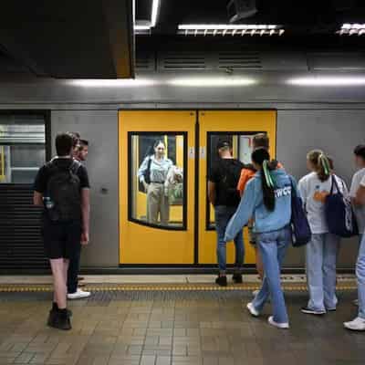 Sydney trains could stop for four days if no compromise