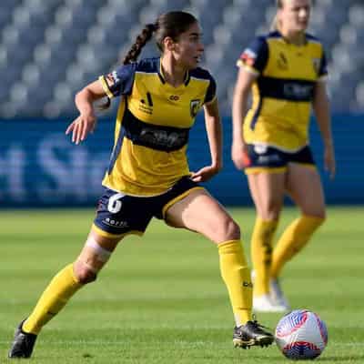 Injury casts doubt on Gomez, Prior's Matildas hopes