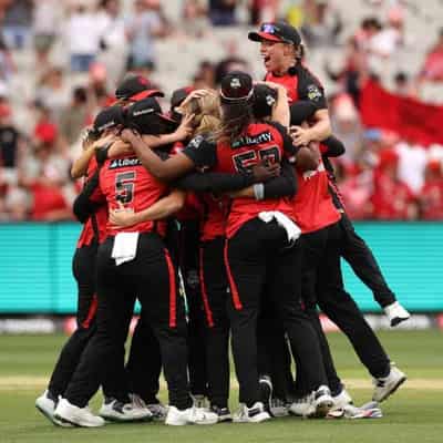 Matthews stars in Melbourne Renegades' first WBBL title