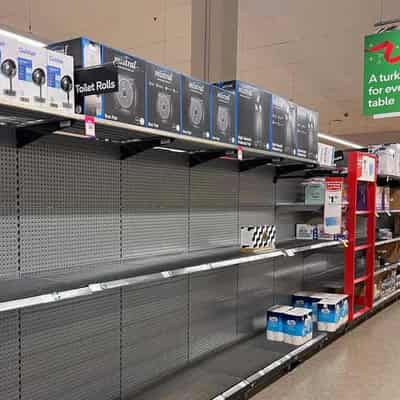 Shelves bare but union puts stock in talks with Woolies