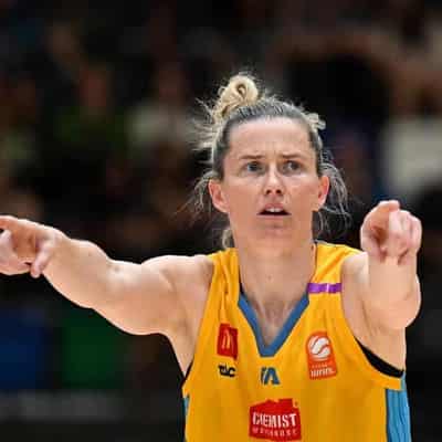 Whitcomb's triple-double headlines WNBL round six