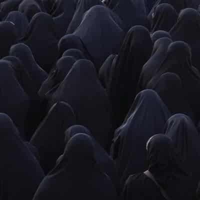 Iranian singer arrested after performing without scarf