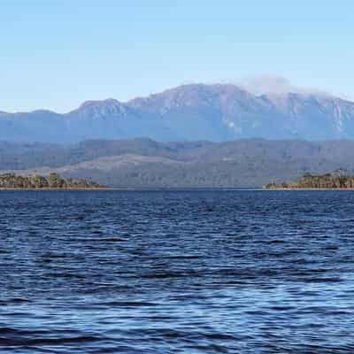 'I support salmon farming': PM backs Tassie industry