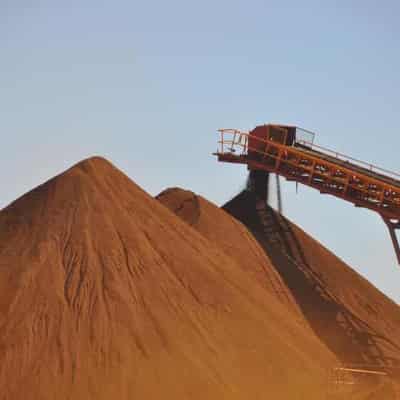 Mining export slump puts federal budget in the doldrums