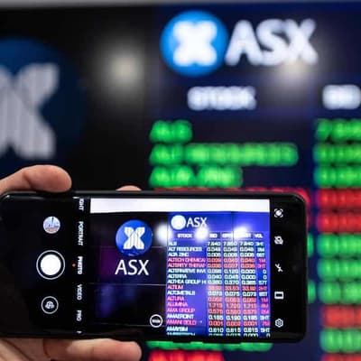 Australian shares flat as focus turns to Fed meeting