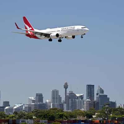 Qantas avoids chaos but more strikes ready for take-off