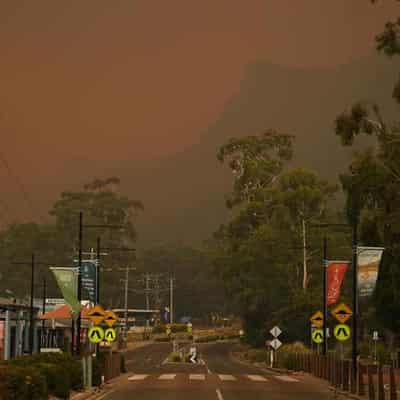 Blazes force evacuations amid rising risk of Xmas fires