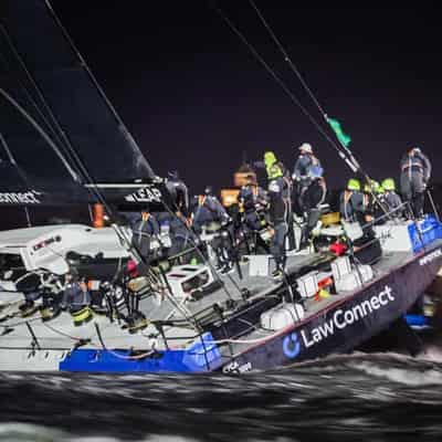 Calmer waters for remaining Sydney-Hobart fleet