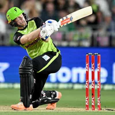 Stars' BBL finals hopes shot after run-out calamity