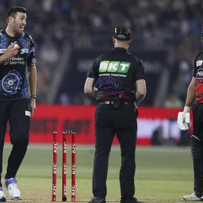 Scorchers steamroll Adelaide Strikers on New Year's Eve