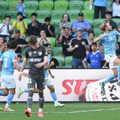 City cruise past Phoenix but suffer more injury woes