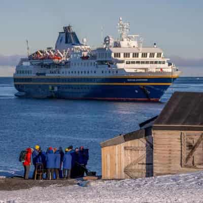 Australian conservator joins Antarctic odyssey