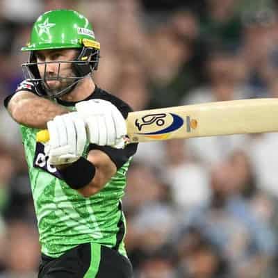 Maxwell helps Stars tame Sixers in BBL boilover