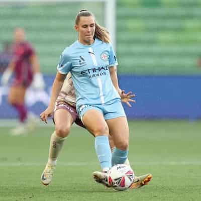 Melbourne City beat Roar to go four points clear in ALW