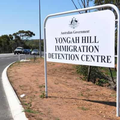 No water in immigration detention centre cell: watchdog