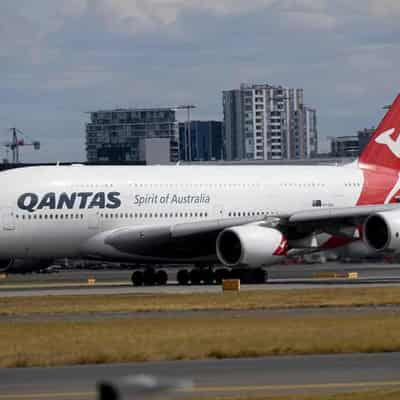 Older Qantas planes blamed for runner-up safety rating