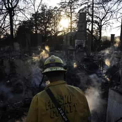 LA firefighters hold the line amid extreme conditions