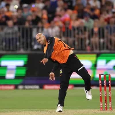 Scorchers lock in Agar but Gades eye off Behrendorff