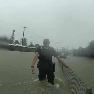 Flood rescues mount as new cyclone threat looms