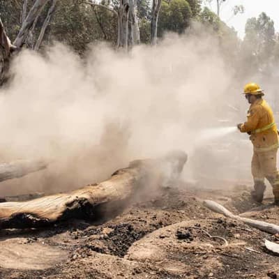 Firefighters rush to contain blazes ahead of heatwave