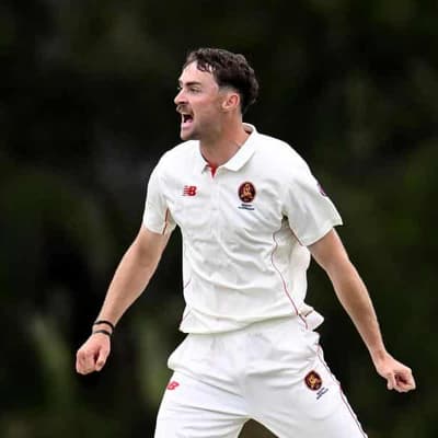 Buckingham helps Australia A demolish England Lions