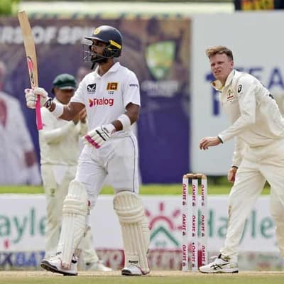 Sri Lanka rue missed chances in Aussie thrashing
