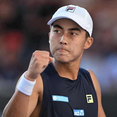 Aussie Hijikata delivers in Dallas indoor opener