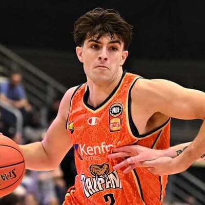 Armstrong triple-double sends message as Taipans bite