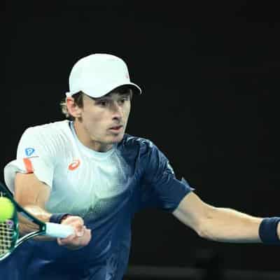 De Minaur powers into quarter-finals of Rotterdam Open