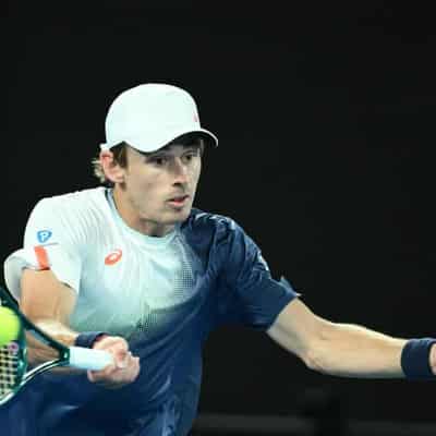 De Minaur scents another big final after Tsitsipas loss